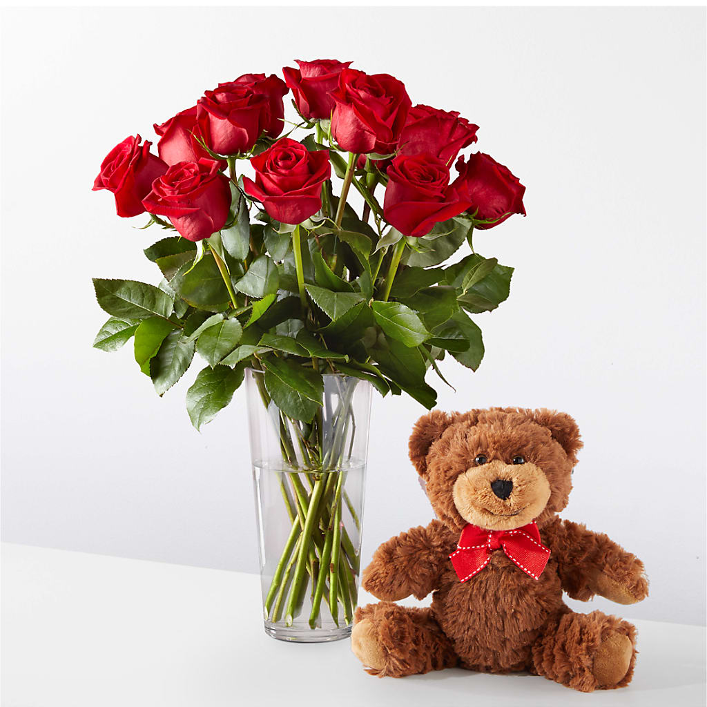 Romantic Long Stem Red Rose Bouquet Bundles – Harris Teeter, Matthews NC