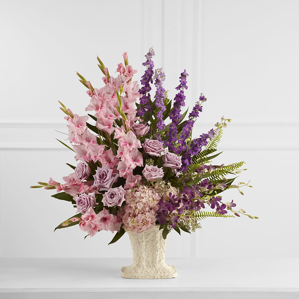 Flowing Garden Arrangement – Harris Teeter, Matthews NC