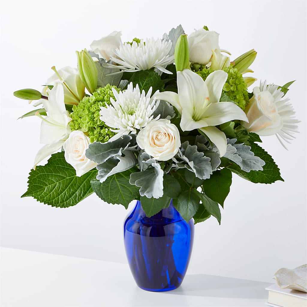 Snowy Dreams Bouquet – Harris Teeter, Matthews NC