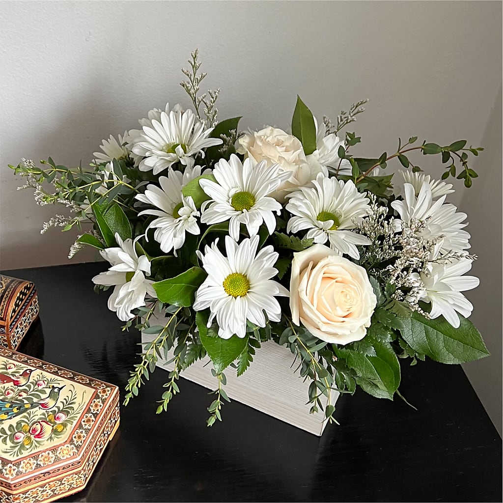 Fresh Linen Box Bouquet –  Harris Teeter, Matthews NC