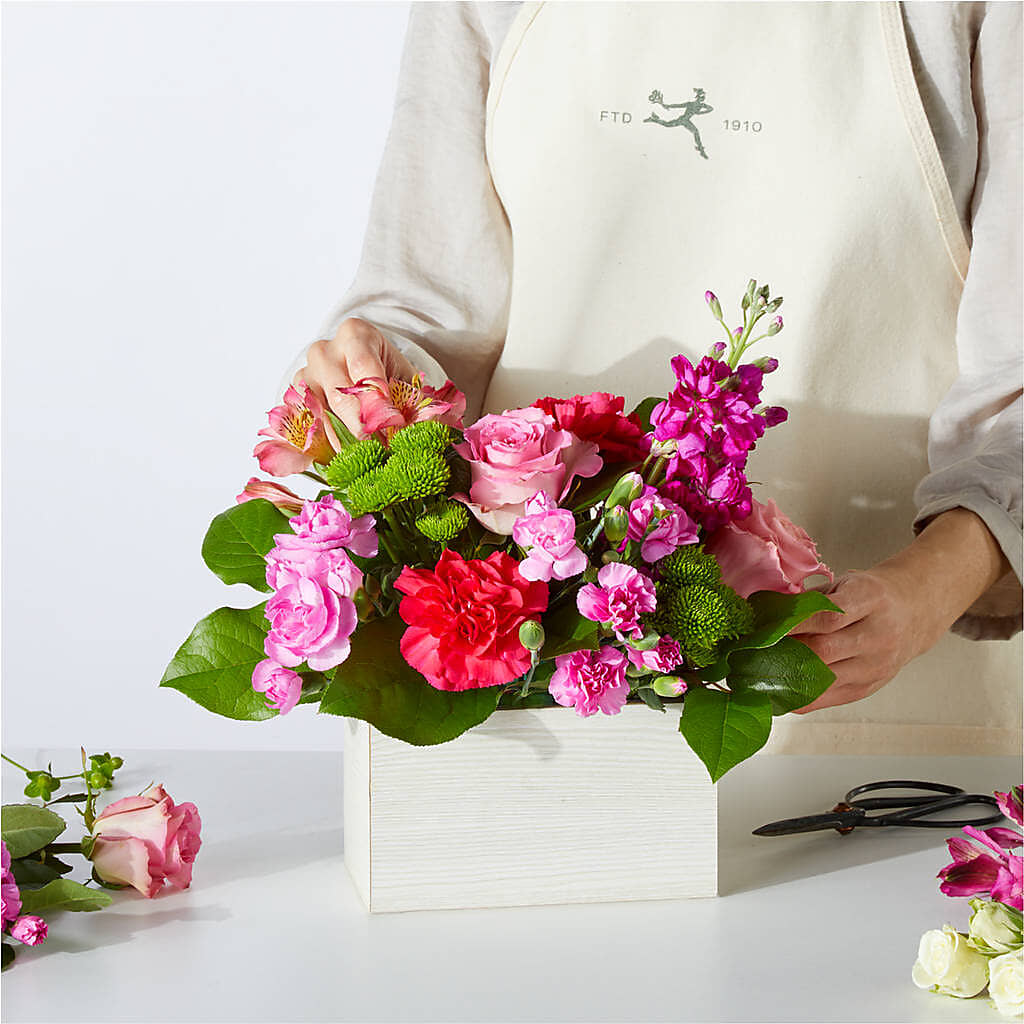 Sweetberry Box – A Florist Original –  Harris Teeter, Matthews NC